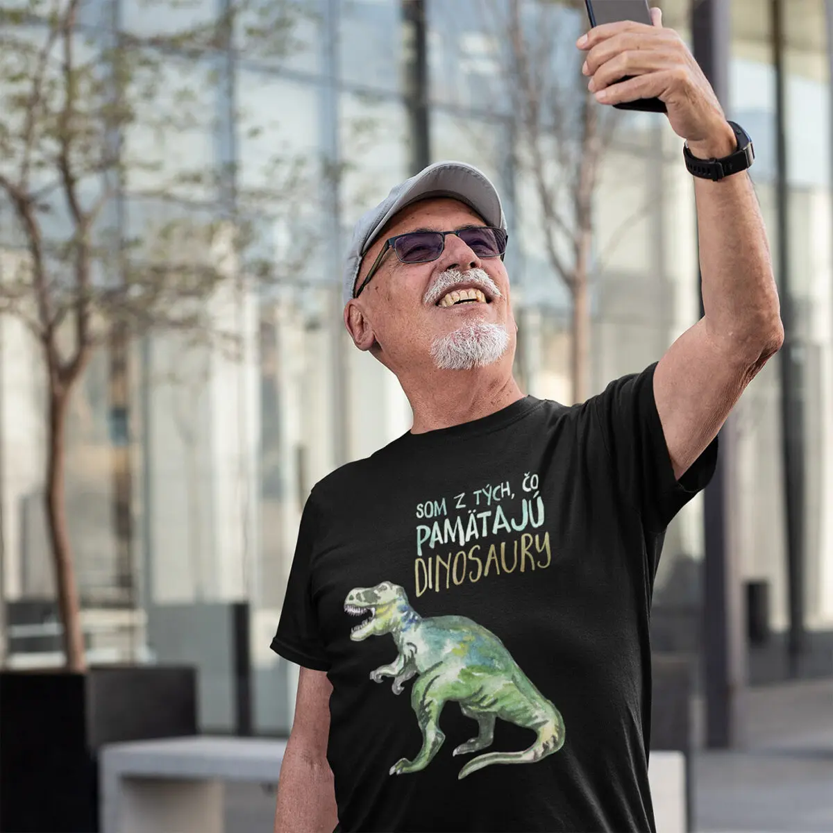 Pánske tričko Som z tých, čo pamätajú dinosaury