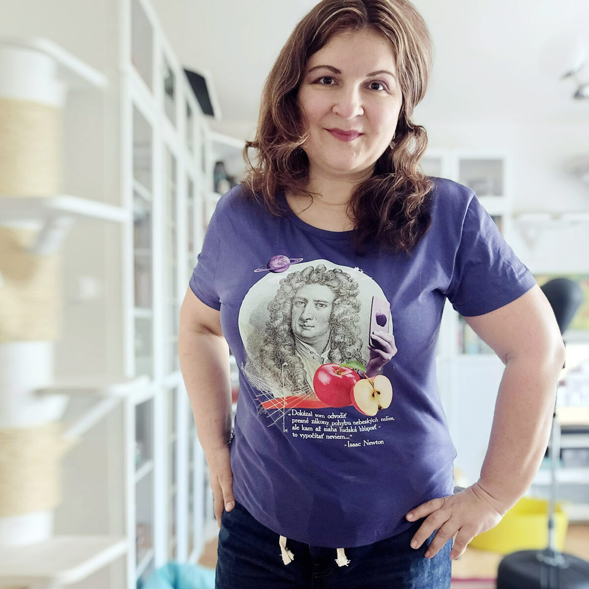 Dámske tričko Newton o ľudskej hlúposti - Image 5