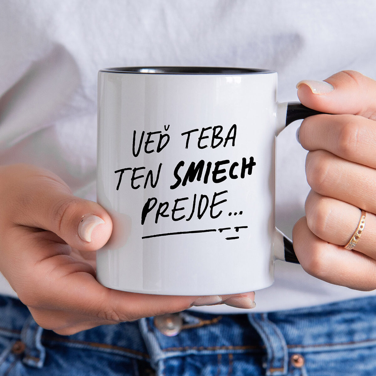 Hrnček dizajnový Veď teba ten smiech prejde
