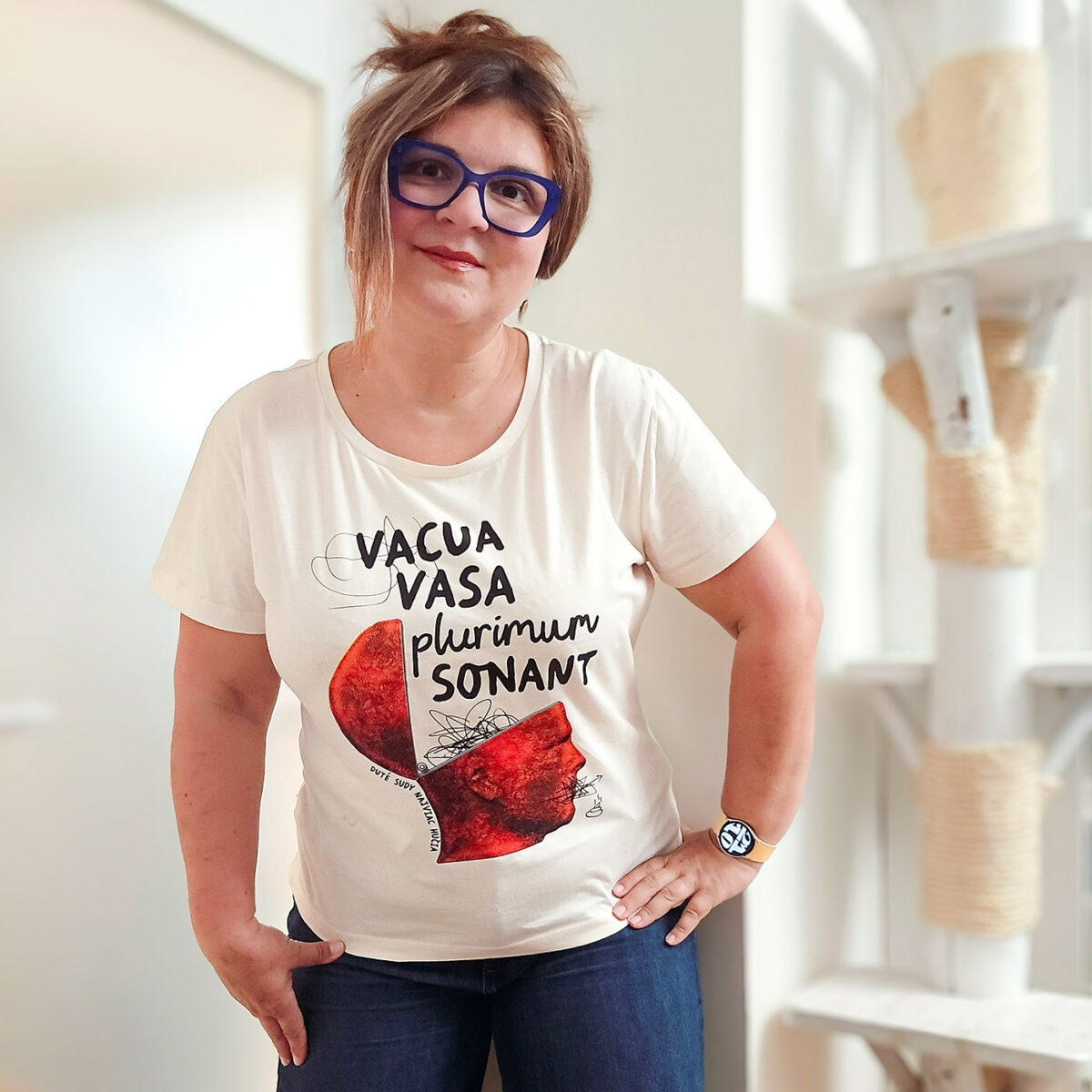 Dámske tričko Vacua vasa plurimum sonant